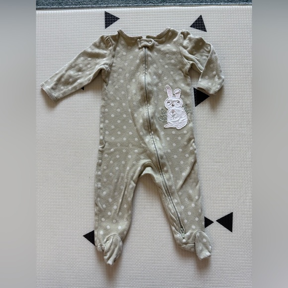 Carters|Baby girl Sage green polka dot footsies pajamas,bunny design•••pastel - Picture 3 of 4